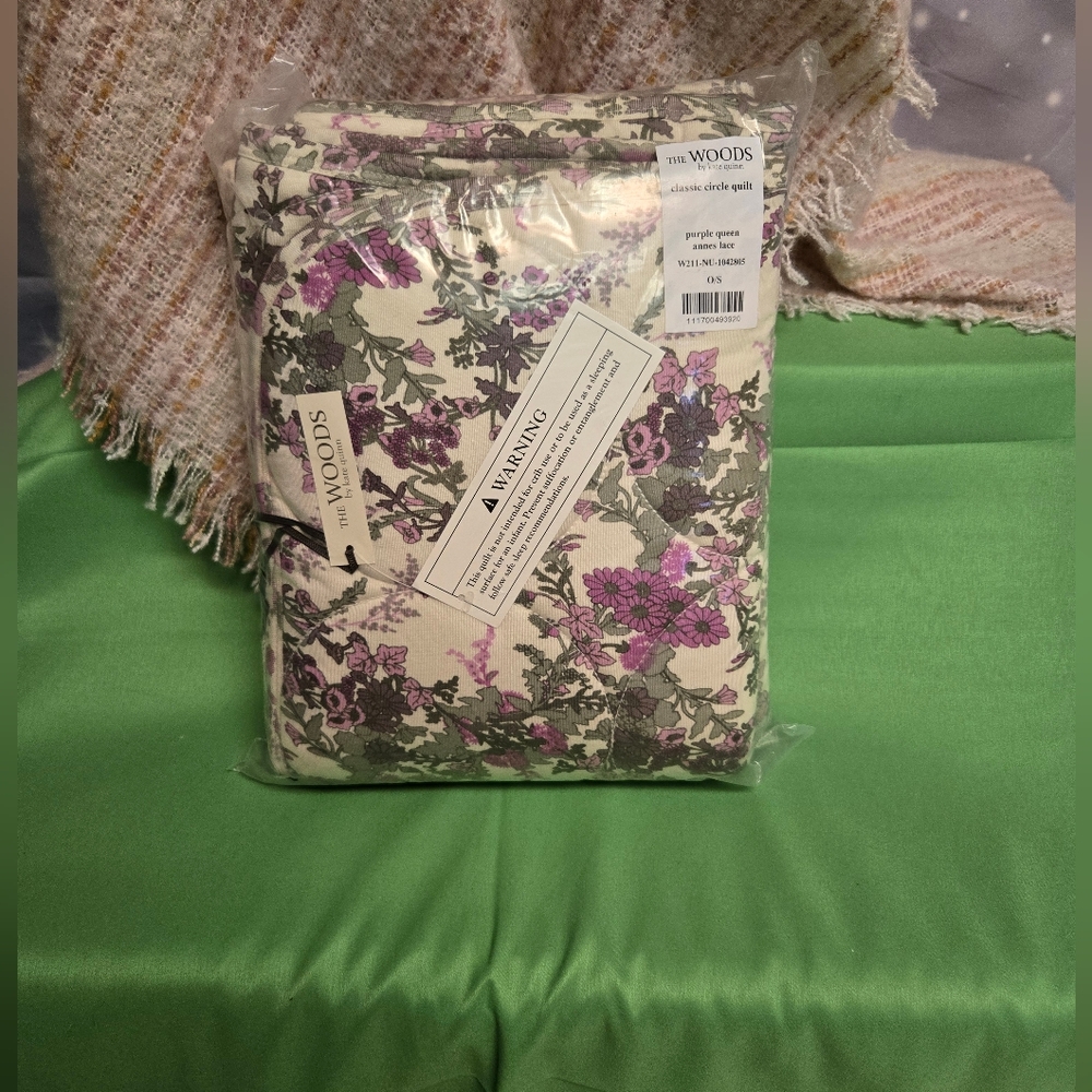 Kate Quinn purple queen Anne's lace quilt